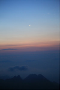 河北华夏幸福球员合影庆祝胜利，信心满满